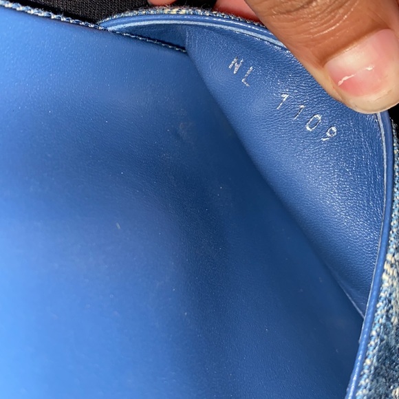 Louis Vuitton slides - Picture 5 of 5